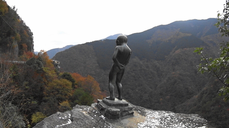 MAH02343祖谷峡の小便小僧(6).jpg